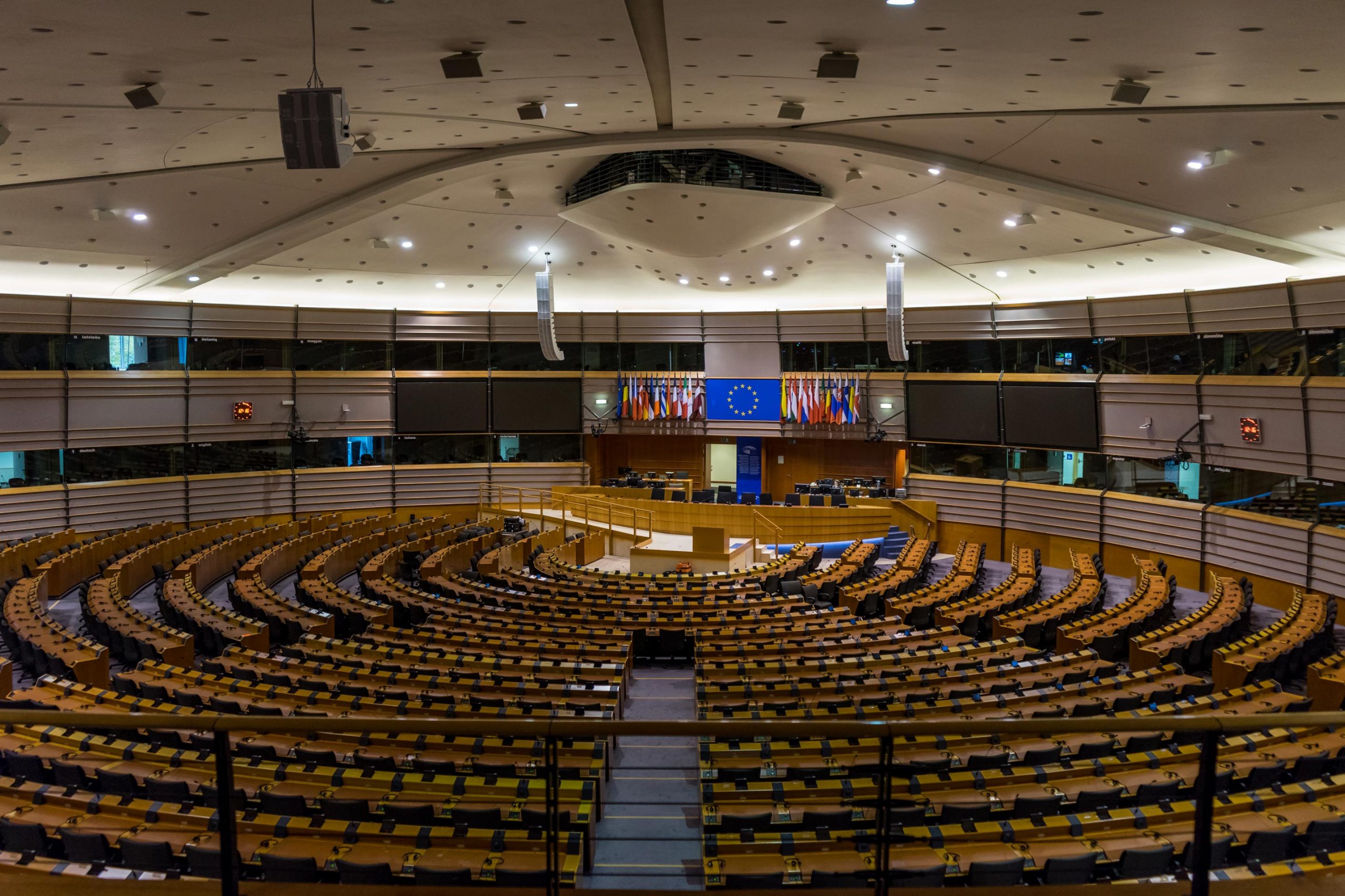 european-parliament-hemicycle-8KKTP9Q